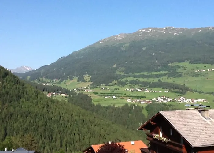 Bed and Breakfast Haus Hubertus - Mit Kueche 3*