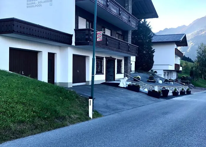 Haus Hubertus - Mit Kueche Bed and Breakfast